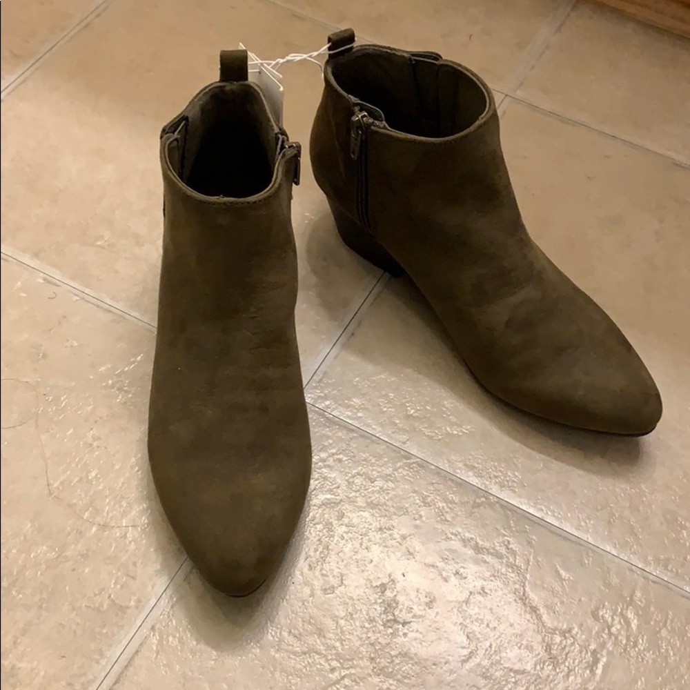 Women’s booties